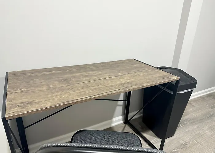 Super Amazing Place To Near Downtown! Free Parking