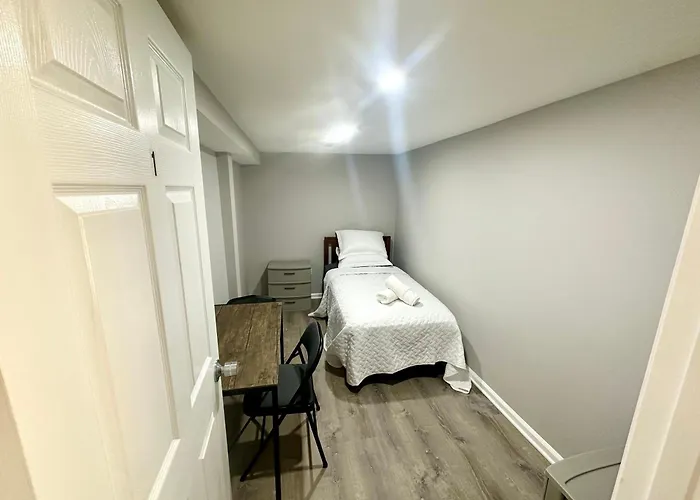 Super Amazing Place To Near Downtown! Free Parking