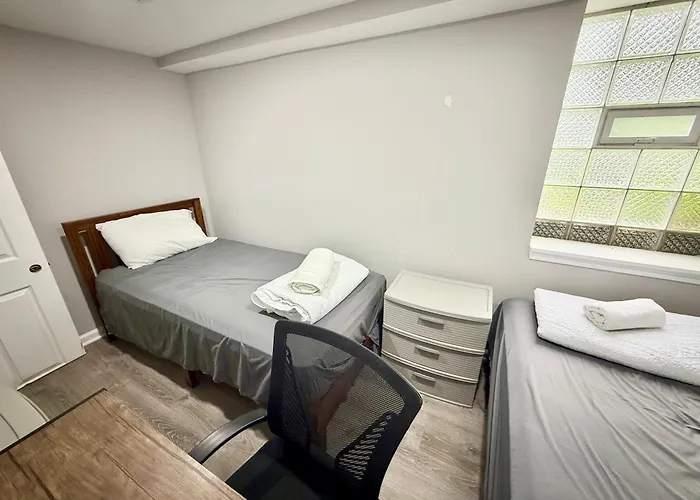 Privatunterkunft Super Amazing Place To Near Downtown! Free Parking
